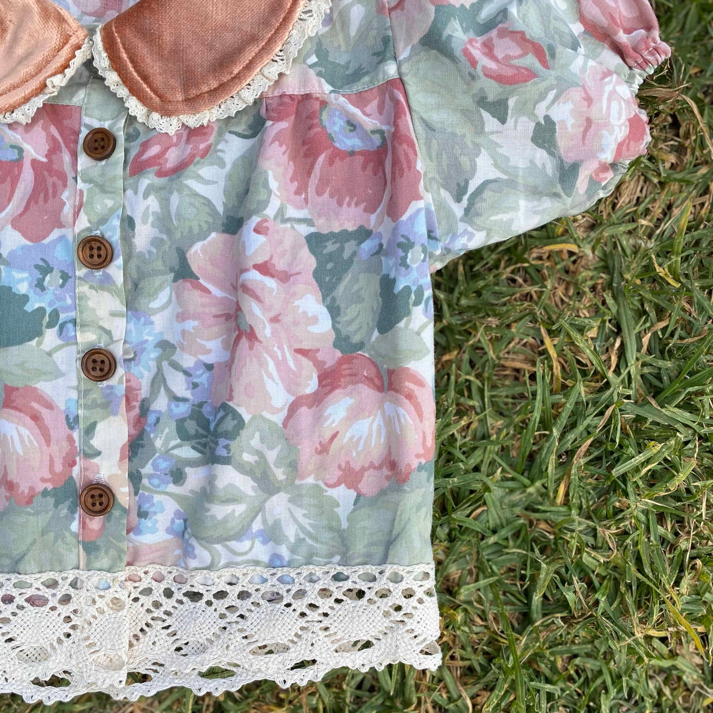 Bonnie Blouse - Peach